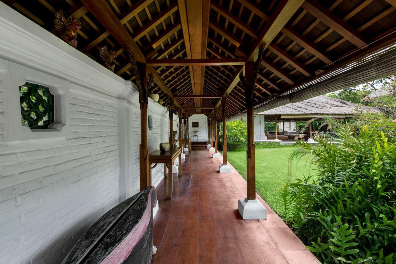 Villa Wantilan Putih Sanur  Exterior photo